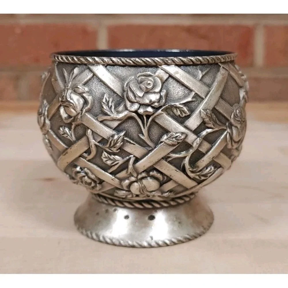 Pewter Bowl Lattice Flowers / Rope Design 3 Inches